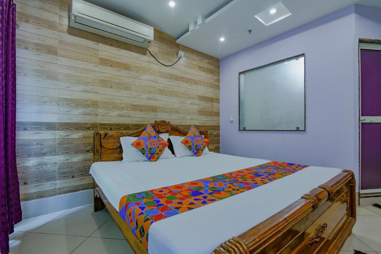 Fabhotel New Central Bhubaneswar Extérieur photo
