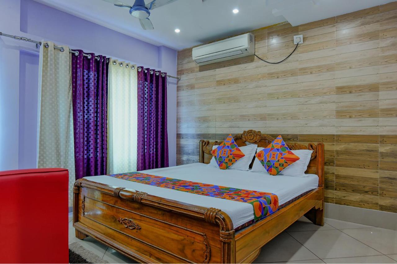 Fabhotel New Central Bhubaneswar Extérieur photo