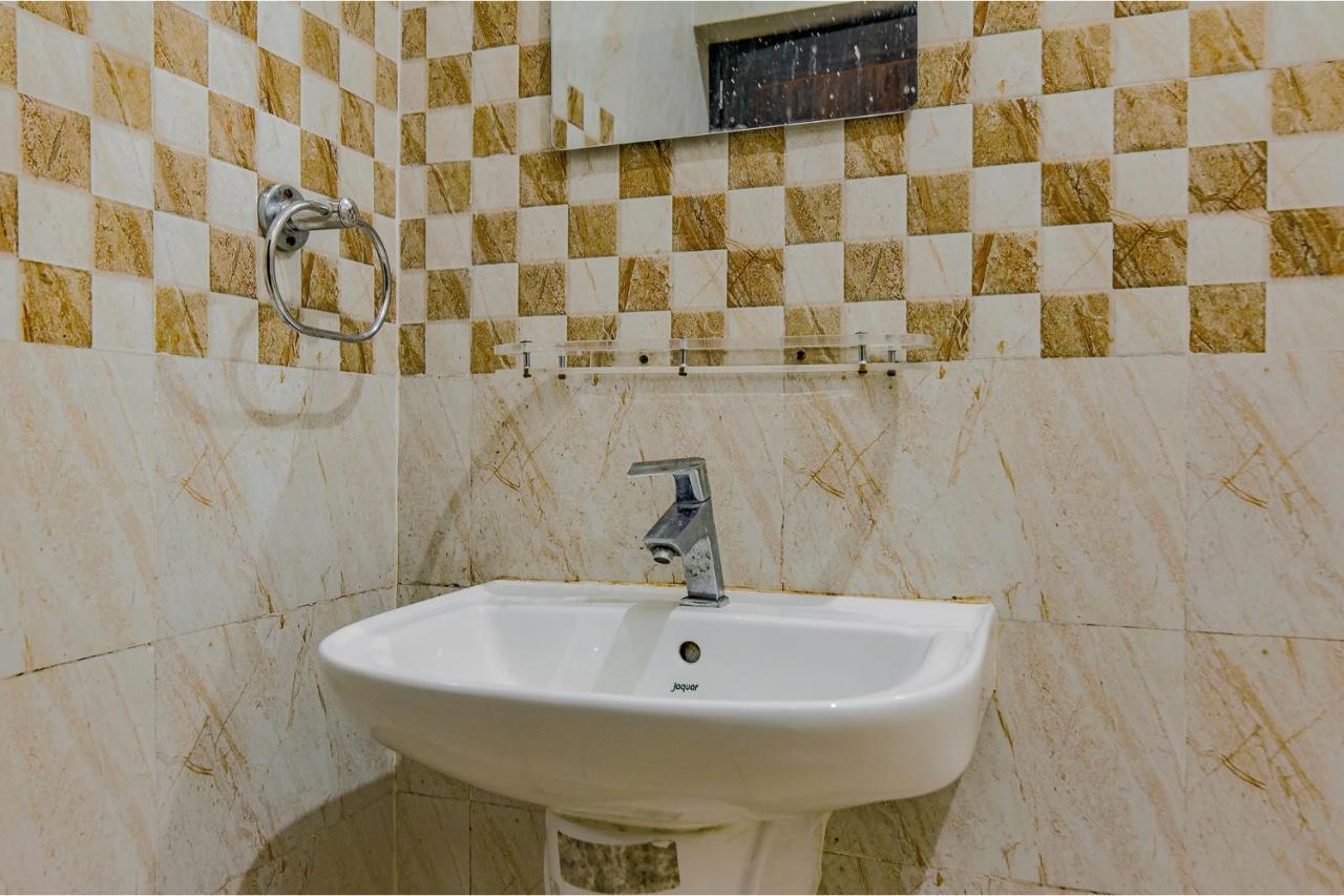 Fabhotel New Central Bhubaneswar Extérieur photo